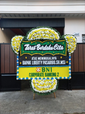 Papan Bunga Duka di Silih Nara