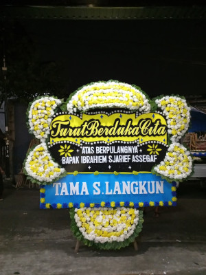 Papan Bunga Duka di Silih Nara
